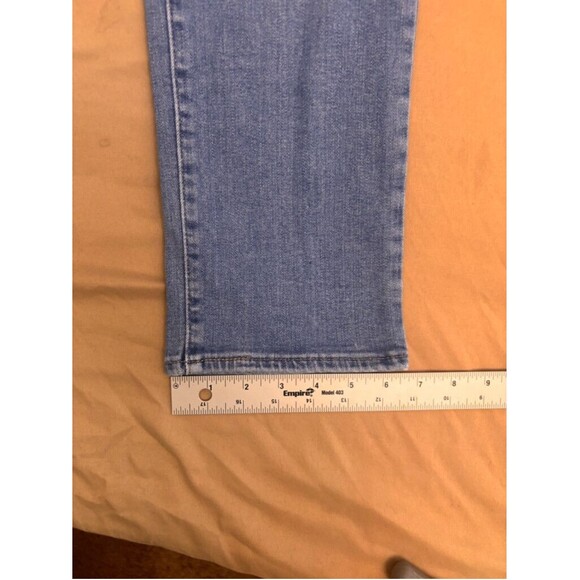 Levi's 724 High Rise Straight Jeans Women's Size 30 Blue Denim - Picture 6 of 10